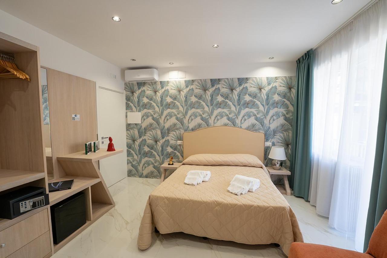 Greros H. Centro By Clapa Group Dislocated Hospitality Gasthuis Napels