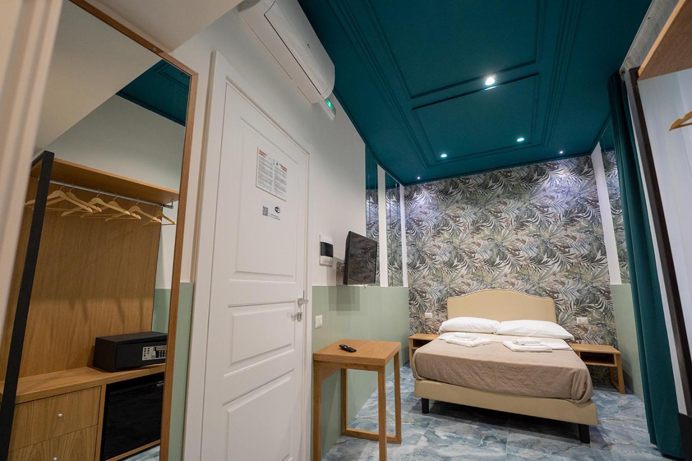 Gasthuis Greros H. Centro By Clapa Group Dislocated Hospitality Napels